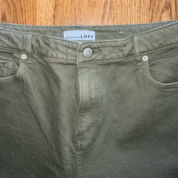 Green LOFT Jeans - Picture 3 of 5